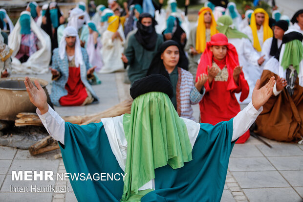 بازسازی واقعه غدیر خم در همدان