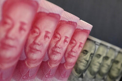 روسیه و چین دلار را کنار می‌گذارند و سهم یوآن را افزایش می‌دهند