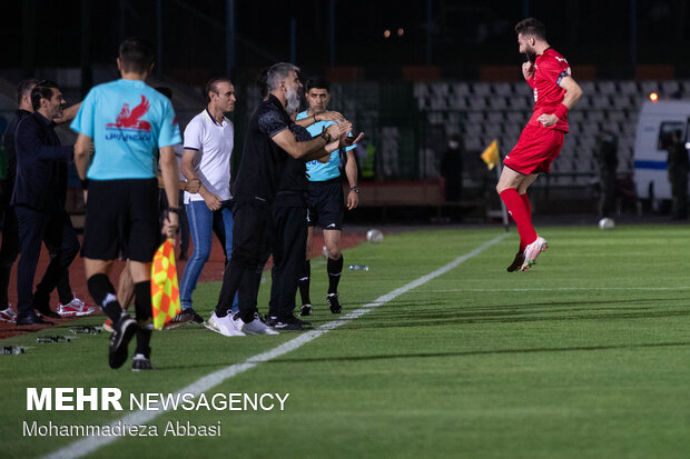 هفته سی‌ام لیگ برتر فوتبال، پیکان - پرسپولیس