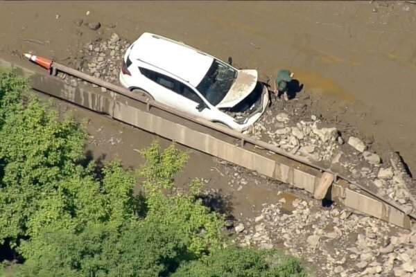 Over 100 people affected by mudslide in US State of Colorado 