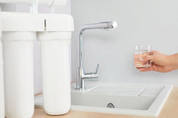 استفاده طولانی‌ از آب دستگاه‌های آب‌شیرین‌کن برای کودکان مضر است