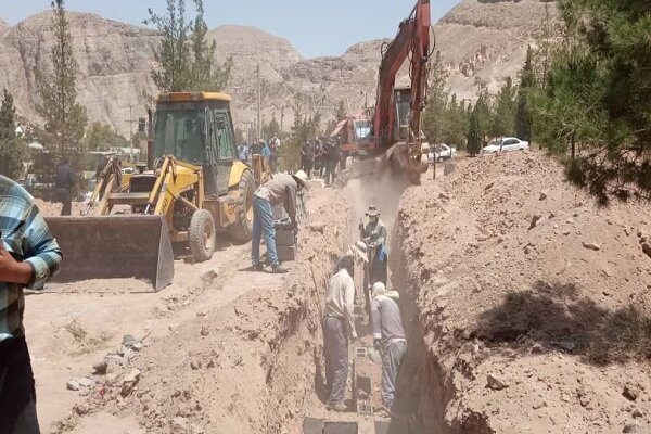 تبدیل مسیر کوهنوردی به محل دفن/ اموات روی دست مردم کرمان ماندند