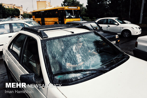 Summer rainfall in Hamedan
