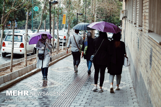 بارش باران و وزش باد در ۶ استان/وضعیت جوی استان های شمالی 