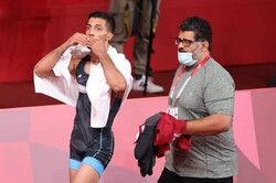 İranlı milli güreşçi Tokyo’da altın madalyayı kazandı