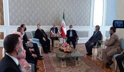 صباغ ورضائي يشددان على عمق العلاقات الاستراتيجية بين طهران ودمشق