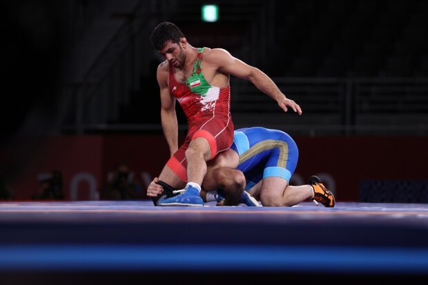 Hassan Yazdani defeats Russian rival to win ticket to final
