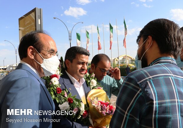 ورود جواد فروغی  به مشهد مقدس