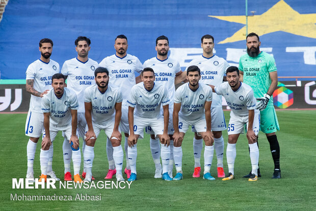 Esteghlal vs Gol Gohar Sirjan in Hazfi semifinals