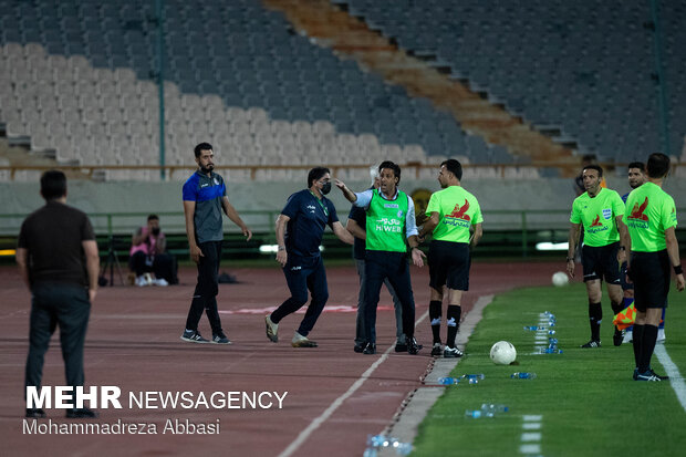 Esteghlal vs Gol Gohar Sirjan in Hazfi semifinals