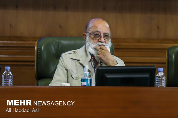 حناچی تا انتصاب شهردار جدید، مدیر شهر است