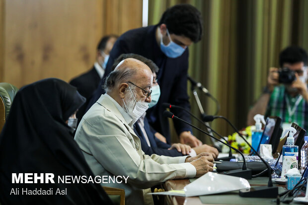 فردا در جلسه غیرعلنی شورا سرپرست شهرداری تهران انتخاب می شود؟