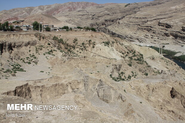 رانش زمین در روستای«تلخاب» ایلام
