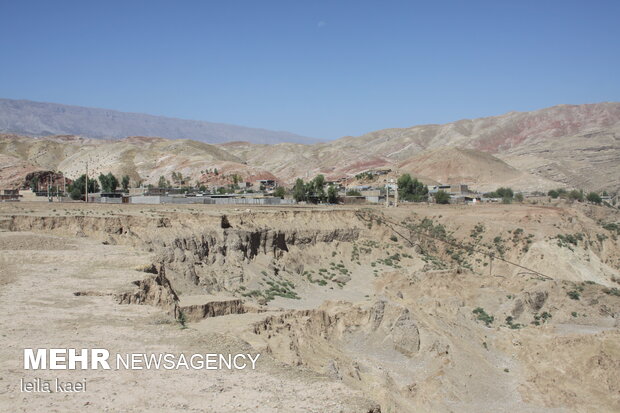 رانش زمین در روستای«تلخاب» ایلام
