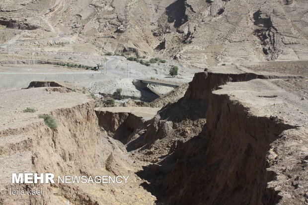 رانش زمین در روستای«تلخاب» ایلام
