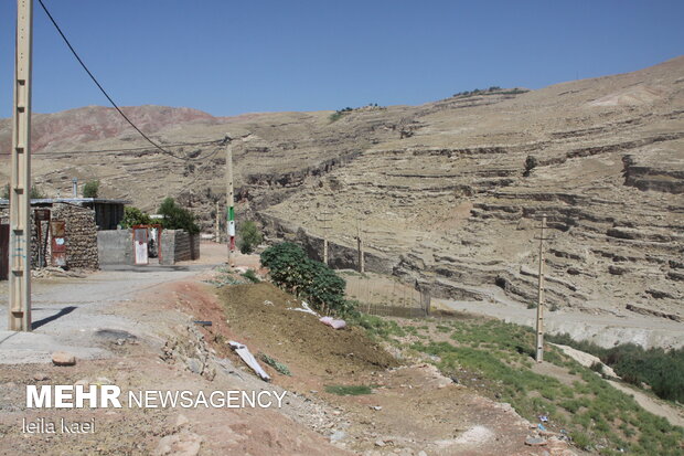 رانش زمین در روستای«تلخاب» ایلام
