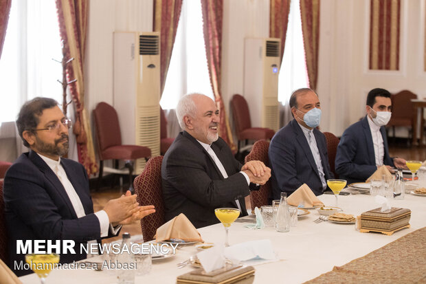 دیدار وزرای خارجه ایران و کویت