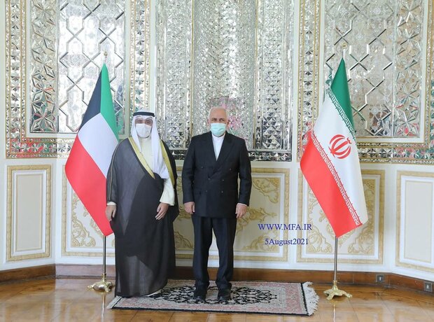 Iran, Kuwait FMs discuss ties, regional issues in Tehran
