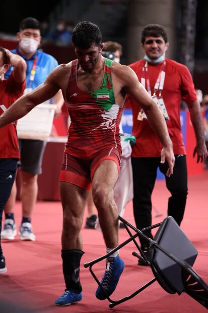 عکس‌هایی از واکنش‌ تند حسن یزدانی بعد از ناکامی در کسب مدال طلا