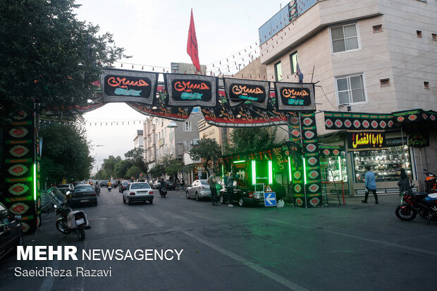 Tehran people preparing for Muharram arrival