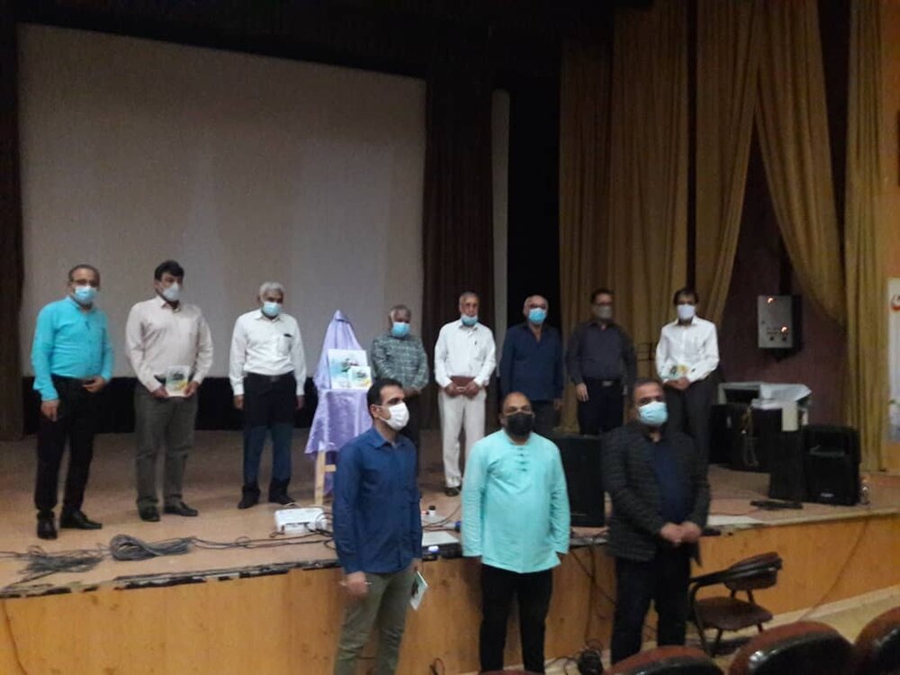 کتاب «دلتنگ کوچه‌های خاکی بندر» چاپ شد