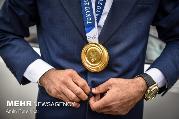 استقبال از محمدرضا گرایی قهرمان المپیک توکیو در شیراز