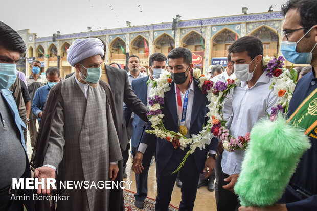 استقبال از محمدرضا گرایی قهرمان المپیک توکیو در شیراز