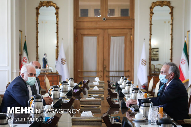 دیدار نماینده سازمان ملل در امور افغانستان با ظریف