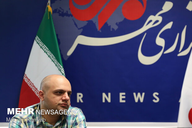 گفتگو با کاوه مظاهری