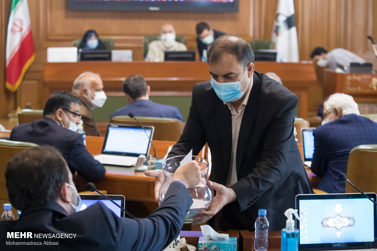 تصمیم‌گیری درباره برگزاری جلسه پنجم شورای شهر تهران