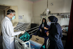 ۲۸ نفر از کادر درمان کرمان برای خدمت به زائران عازم کربلا شدند