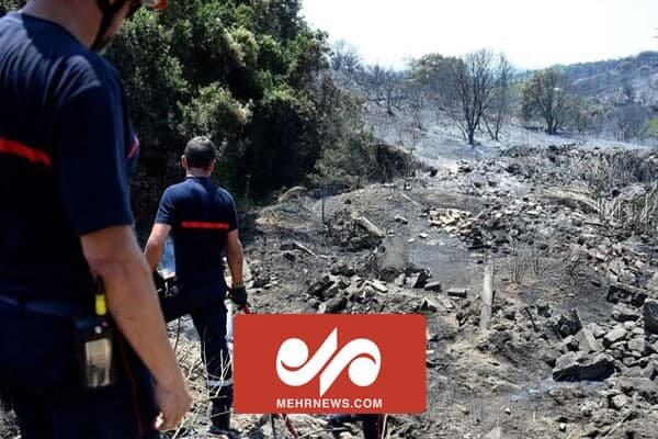 VIDEO: Greece fires create 'apocalyptic' scenes