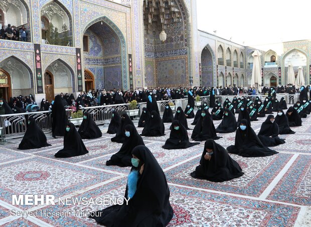 ‘Black Mourning Flag” hoisted in Imam Reza Shrine in Mashhad