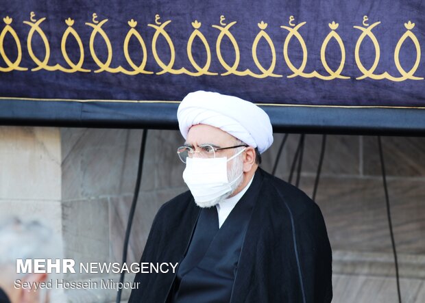 ‘Black Mourning Flag” hoisted in Imam Reza Shrine in Mashhad
