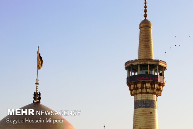 ‘Black Mourning Flag” hoisted in Imam Reza Shrine in Mashhad