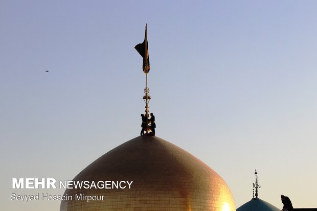 ‘Black Mourning Flag” hoisted in Imam Reza Shrine in Mashhad