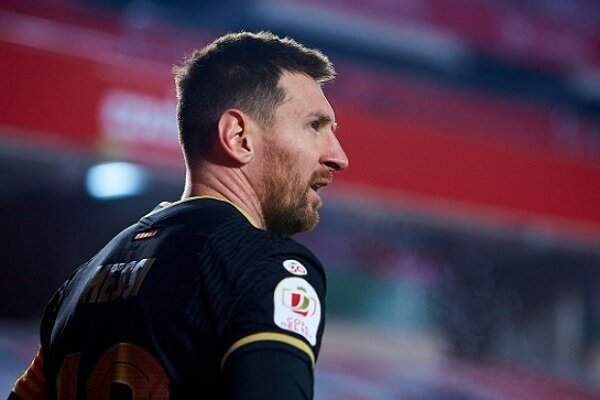 Lionel Messi tests positive for COVID-19