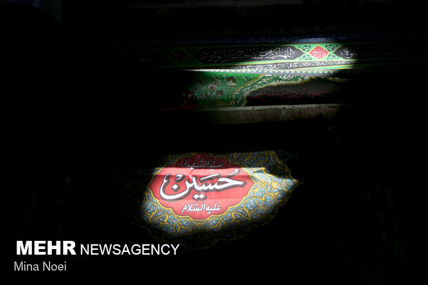 پیام واقعه کربلا رهایی از بند ظلم و مقابله با مستکبران است