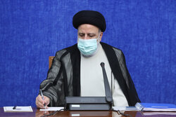 الرئيس الإيراني يشيد بصمود الشعب اليمني في وجه العدوان للعام السابع