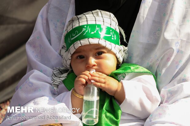 همایش شیرخوارگان در آستان مبارک امامزاده حسین(ع) قزوین