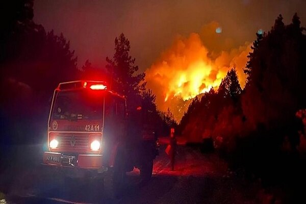 Firefighting plane crashes in southern Turkey