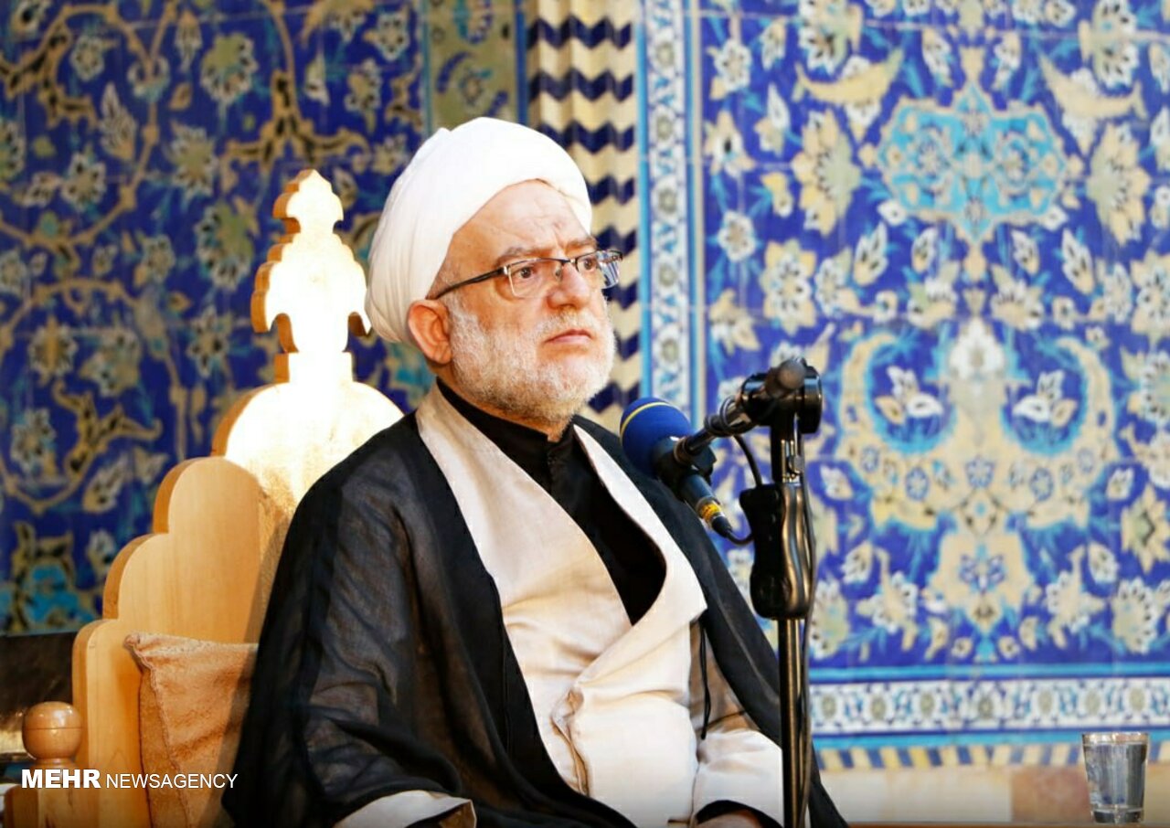 غفلت،انسان،رجوع،خدا،خطا،توبه،خداوند،مرگ،امام،متن،پديده