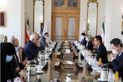 ظریف با فرستاده ویژه چین در امور افغانستان دیدار کرد