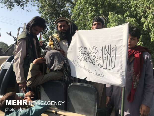 تصاویری از پیشروی طالبان در افغانستان