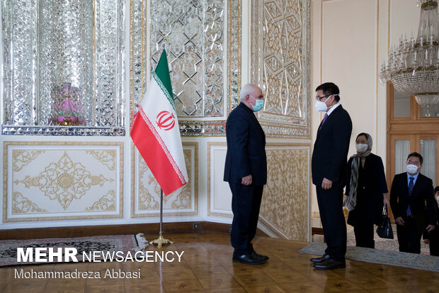 Zarif meets Chinese Special Envoy for Afghanistan Affairs