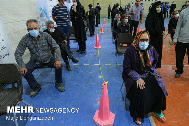 Vaccination center in Yazd