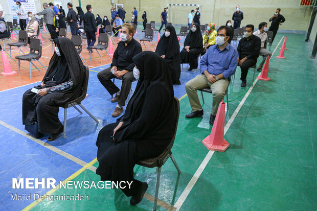 Vaccination center in Yazd