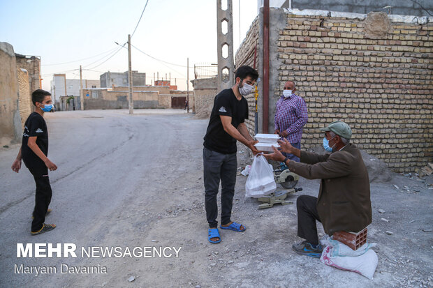 سفره دار این مجلس حسین است