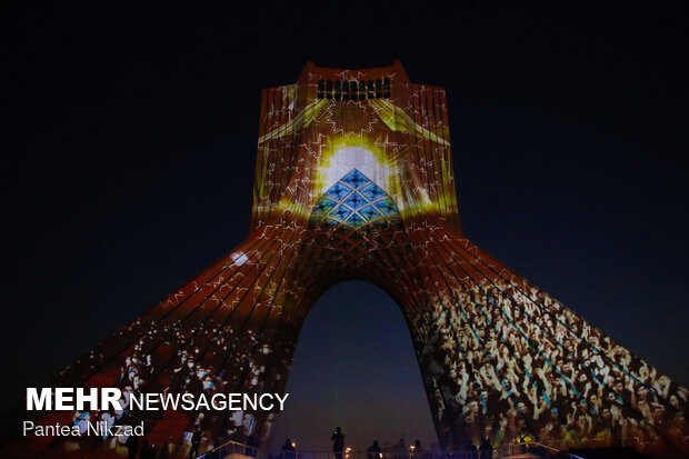 ویدئو مپینگ محرم در برج آزادی