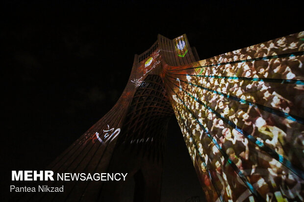 ویدئو مپینگ محرم در برج آزادی